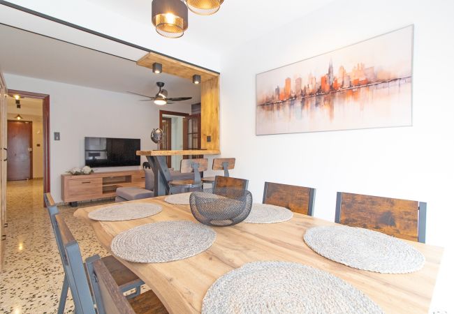 Piso en Puerto de Sagunto - Apt. 9 de Octubre, 48 Piso en Puerto de Sagunto - Apt. 9 de Octubre, 48