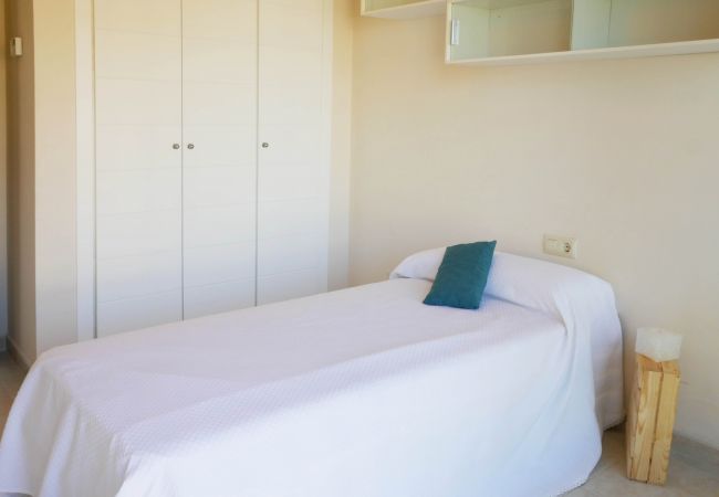 Bungalow en Sagunto - Adosado con piscina y jardín en Corinto playa Bungalow en Sagunto - Adosado con piscina y jardín en Corinto playa