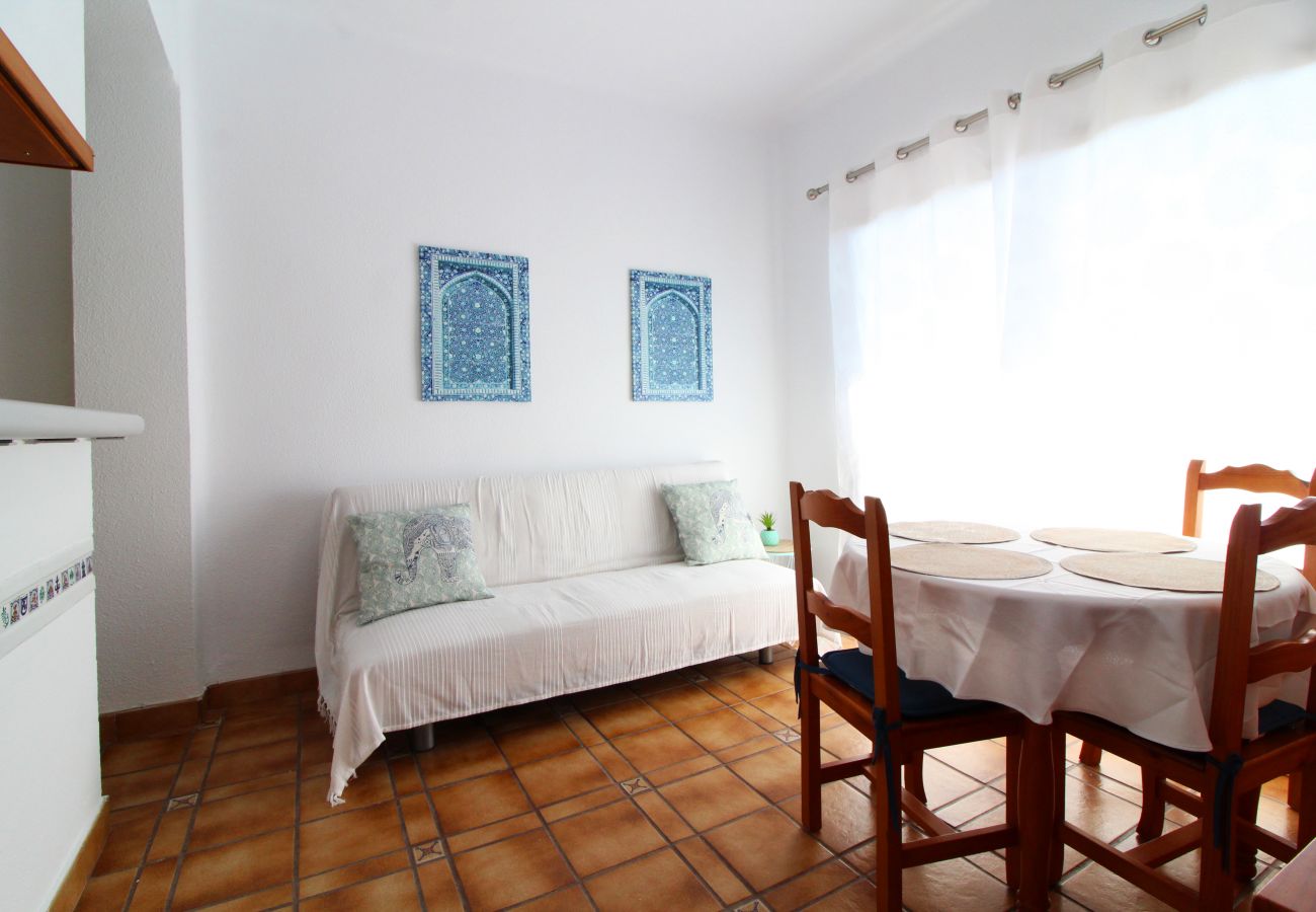 Apartamento luminoso playa almardá Apartamento luminoso playa almardá