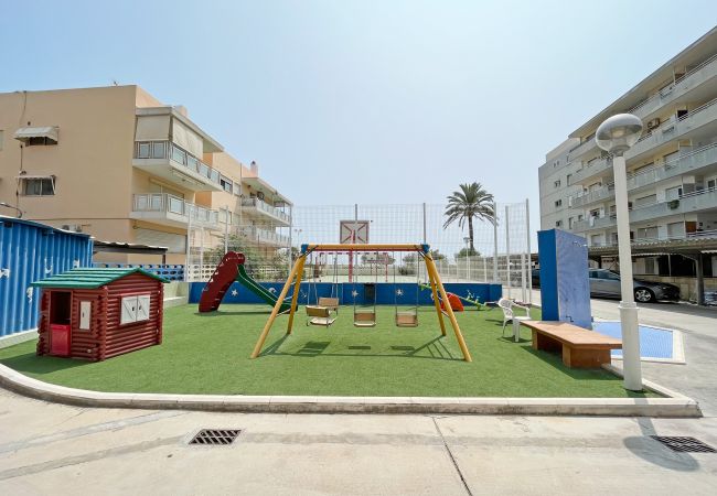 Apartamento en Canet d´en berenguer - Global Properties: Apartamento en primera línea de playa, Canet de Berenguer Apartamento en Canet d´en berenguer - Global Properties: Apartamento en primera línea de playa, Canet de Berenguer