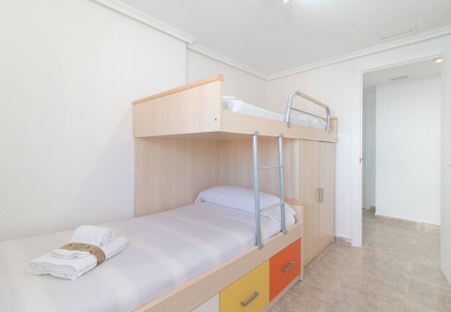 Apartamento en Canet d´en berenguer - Global Properties: Apartamento en primera línea de playa, Canet de Berenguer Apartamento en Canet d´en berenguer - Global Properties: Apartamento en primera línea de playa, Canet de Berenguer