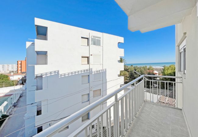 Apartamento en Canet d´en berenguer - Global Properties: Apartamento en primera línea de playa, Canet de Berenguer Apartamento en Canet d´en berenguer - Global Properties: Apartamento en primera línea de playa, Canet de Berenguer