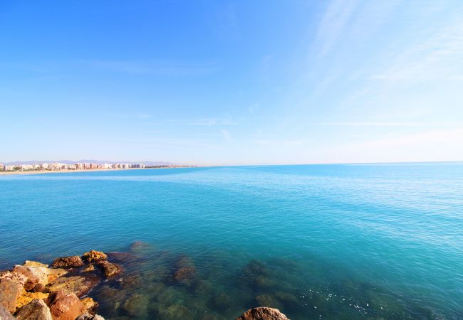 Apartamento en Puerto de Sagunto - Amplio apartamento muy cerca de la playa Apartamento en Puerto de Sagunto - Amplio apartamento muy cerca de la playa