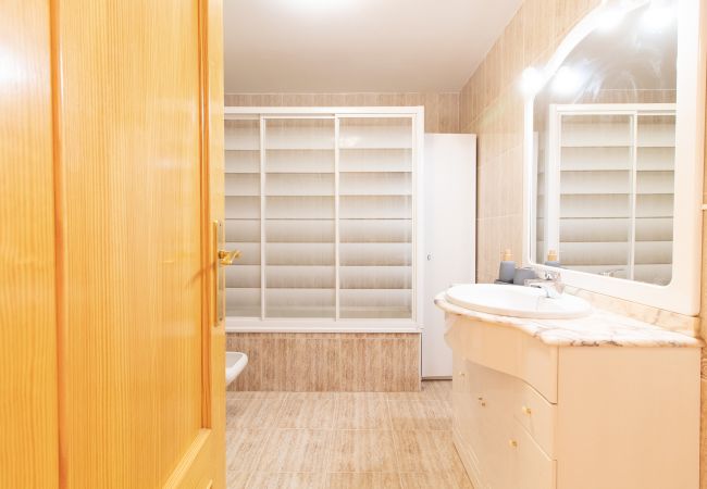 Apartamento en Canet d´en berenguer - Global Properties: Apartamento con piscina y terraza en Canet playa Apartamento en Canet d´en berenguer - Global Properties: Apartamento con piscina y terraza en Canet playa