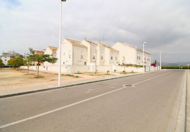Apartamento en Sagunto - Global Properties: Apartamento con piscina en playa Corinto Apartamento en Sagunto - Global Properties: Apartamento con piscina en playa Corinto