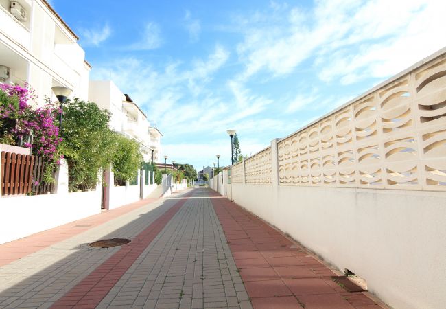 Apartamento en Sagunto - Global Properties: Apartamento con piscina en la playa de Corinto  Apartamento en Sagunto - Global Properties: Apartamento con piscina en la playa de Corinto