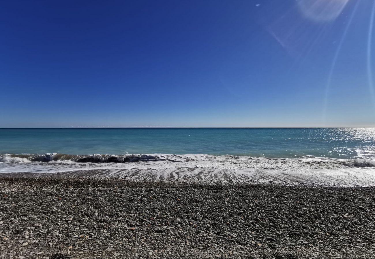 Bungalow en Sagunto - Global Properties: Adosado en la playa con piscina  Bungalow en Sagunto - Global Properties: Adosado en la playa con piscina