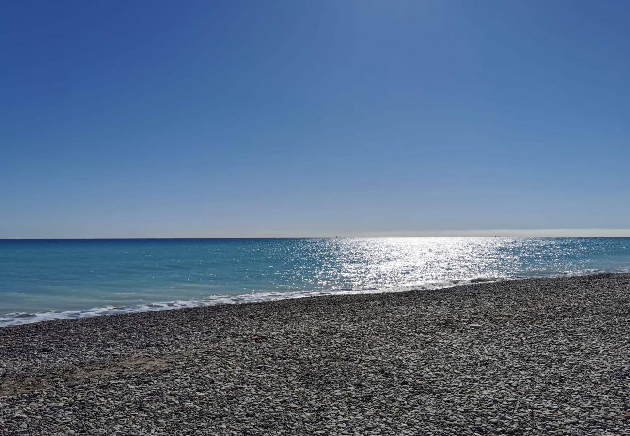 Bungalow en Sagunto - Global Properties: Adosado en la playa con piscina  Bungalow en Sagunto - Global Properties: Adosado en la playa con piscina