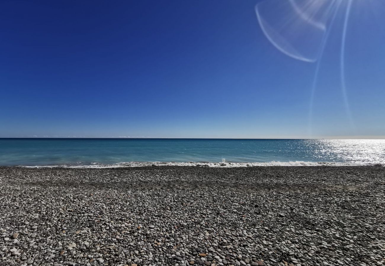 Bungalow en Sagunto - Global Properties: Adosado en la playa con piscina  Bungalow en Sagunto - Global Properties: Adosado en la playa con piscina