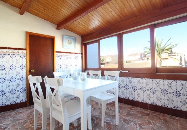 Apartamento en Canet d´en berenguer - Global Properties: Apartamento céntrico en Canet d'en Berenguer Apartamento en Canet d´en berenguer - Global Properties: Apartamento céntrico en Canet d'en Berenguer