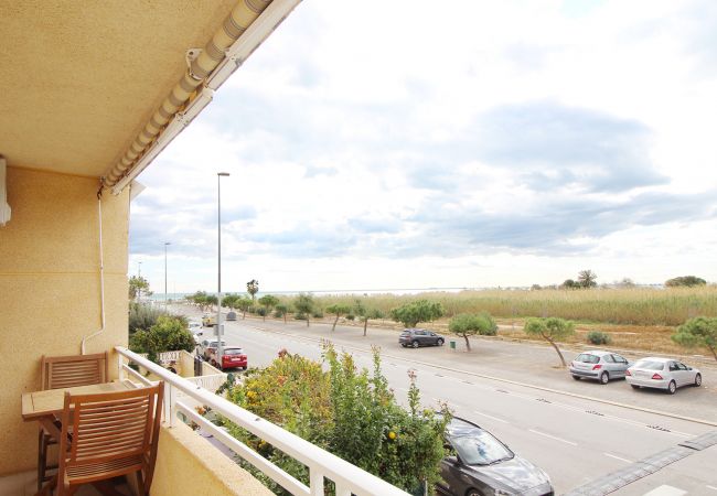 Apartamento en Canet d´en berenguer - Global Properties: Apartamento con vistas al mar Pet Friendly en Canet playa Apartamento en Canet d´en berenguer - Global Properties: Apartamento con vistas al mar Pet Friendly en Canet playa