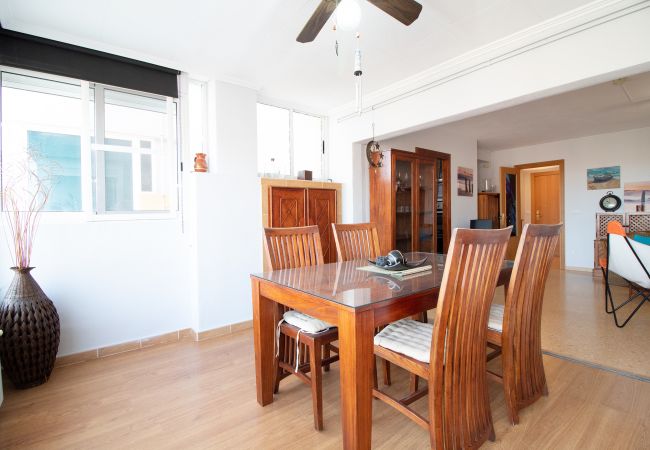 Apartamento en Canet d´en berenguer - Global Properties: Apartamento con buenas vistas en Canet playa Apartamento en Canet d´en berenguer - Global Properties: Apartamento con buenas vistas en Canet playa