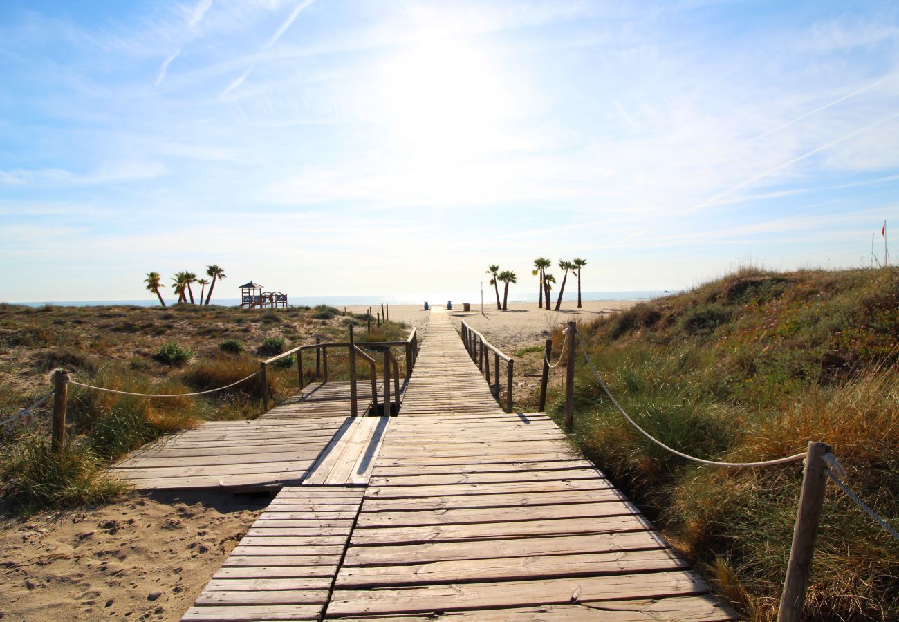 Apartamento en Canet d´en berenguer - Global Properties: Apartamento con buenas vistas en Canet playa Apartamento en Canet d´en berenguer - Global Properties: Apartamento con buenas vistas en Canet playa