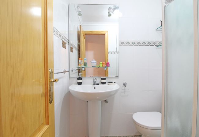 Apartamento en Canet d´en berenguer - Global Properties: Apartamento con terraza y piscina en primera línea de playa Apartamento en Canet d´en berenguer - Global Properties: Apartamento con terraza y piscina en primera línea de playa