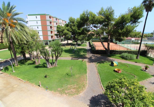 Apartamento en Canet d´en berenguer - Global Properties: Apartamento con terraza y piscina en primera línea de playa Apartamento en Canet d´en berenguer - Global Properties: Apartamento con terraza y piscina en primera línea de playa
