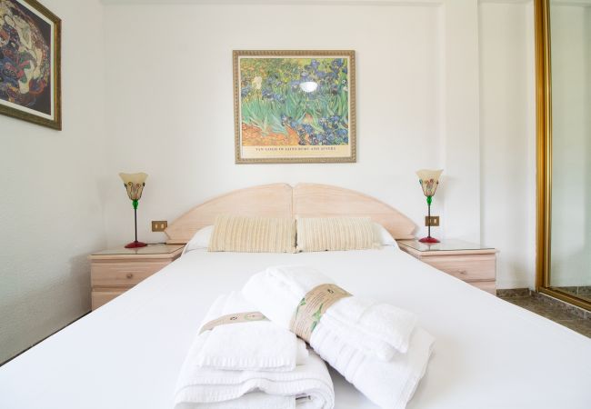 Apartamento en Canet d´en berenguer - Global Properties: Apartamento con terraza y piscina en primera línea de playa Apartamento en Canet d´en berenguer - Global Properties: Apartamento con terraza y piscina en primera línea de playa