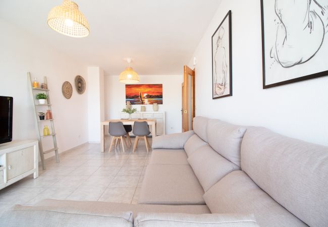 Apartamento en Sagunto - Global Properties: Bonito apartamento en la playa de Corinto, Sagunto