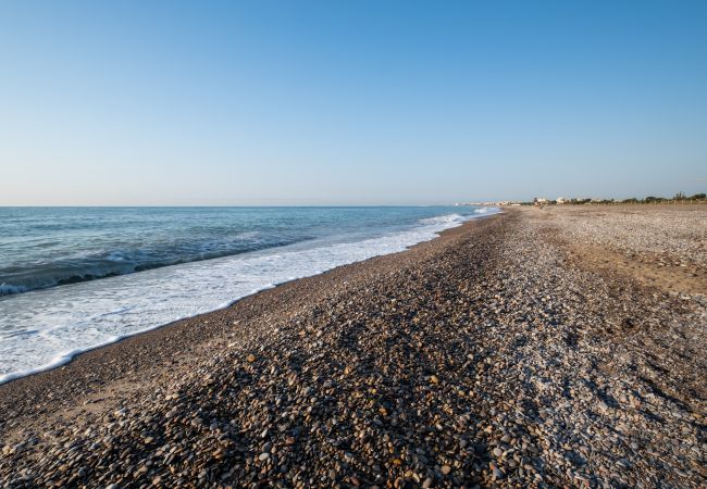 Bungalow en Sagunto - Global Properties: Adosado en primera línea de playa con vistas al mar Bungalow en Sagunto - Global Properties: Adosado en primera línea de playa con vistas al mar