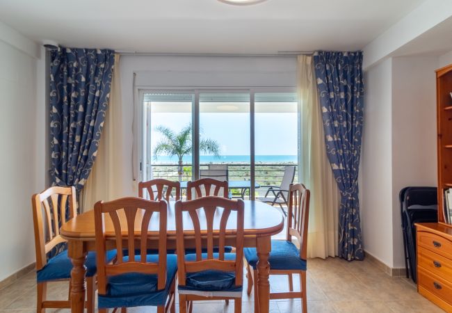 Bungalow en Sagunto - Global Properties: Adosado en primera línea de playa con vistas al mar Bungalow en Sagunto - Global Properties: Adosado en primera línea de playa con vistas al mar