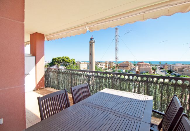 Apartamento en Canet d´en berenguer - Global Properties: Apartamento con gran terraza y piscina