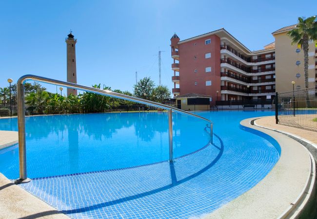 Apartamento en Canet d´en berenguer - Global Properties: Apartamento con gran terraza y piscina Apartamento en Canet d´en berenguer - Global Properties: Apartamento con gran terraza y piscina