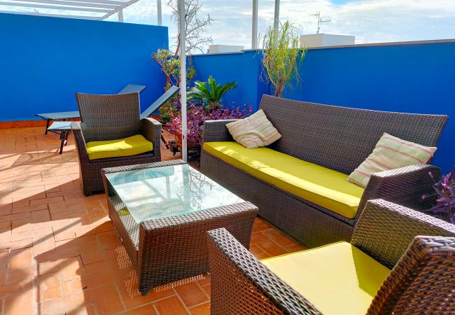 Apartamento en Canet d´en berenguer - Global Properties: Ático con gran terraza y barbacoa Apartamento en Canet d´en berenguer - Global Properties: Ático con gran terraza y barbacoa