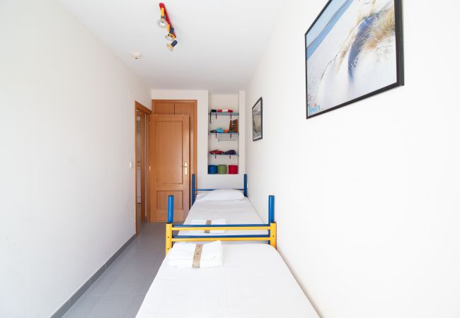 Apartamento en Canet d´en berenguer - Global Properties: Ático con gran terraza y barbacoa Apartamento en Canet d´en berenguer - Global Properties: Ático con gran terraza y barbacoa