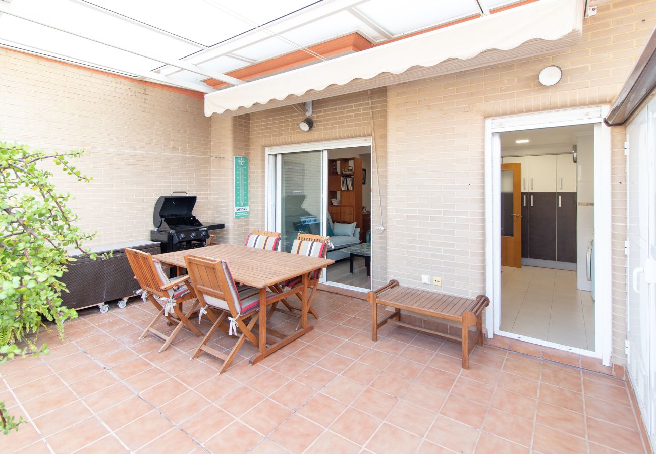 Apartamento en Puerto de Sagunto - Global Properties: Apartamento con gran terraza en la playa de Puerto Sagunto