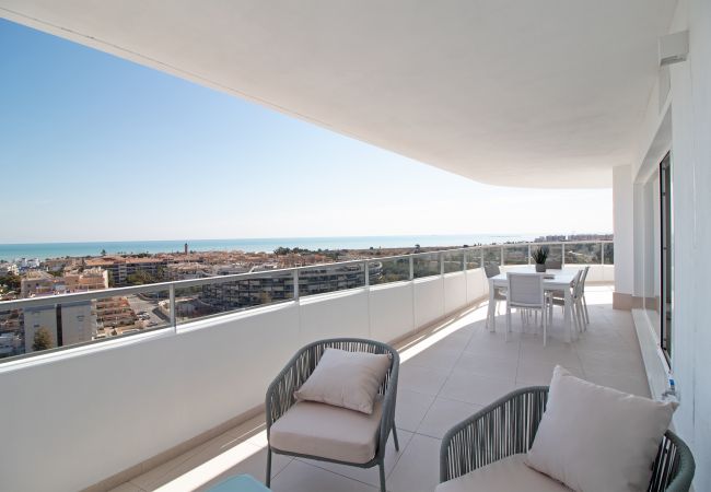 Apartamento en Canet d´en berenguer - Global Properties: Moderno apartamento con vistas a la costa mediterránea en Gran Canet