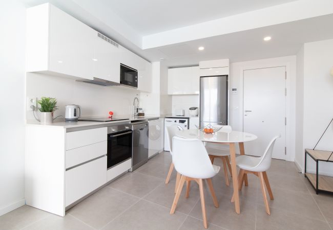 Apartamento en Canet d´en berenguer -  Global Properties: Apartamento con terraza y vistas a la piscina en Gran Canet Apartamento en Canet d´en berenguer -  Global Properties: Apartamento con terraza y vistas a la piscina en Gran Canet
