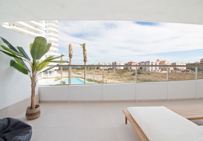 Apartamento en Canet d´en berenguer -  Global Properties: Apartamento con terraza y vistas a la piscina en Gran Canet Apartamento en Canet d´en berenguer -  Global Properties: Apartamento con terraza y vistas a la piscina en Gran Canet