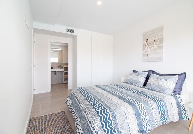 Apartamento en Canet d´en berenguer -  Global Properties: Apartamento con terraza y vistas a la piscina en Gran Canet Apartamento en Canet d´en berenguer -  Global Properties: Apartamento con terraza y vistas a la piscina en Gran Canet