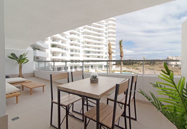 Apartamento en Canet d´en berenguer -  Global Properties: Apartamento con terraza y vistas a la piscina en Gran Canet Apartamento en Canet d´en berenguer -  Global Properties: Apartamento con terraza y vistas a la piscina en Gran Canet