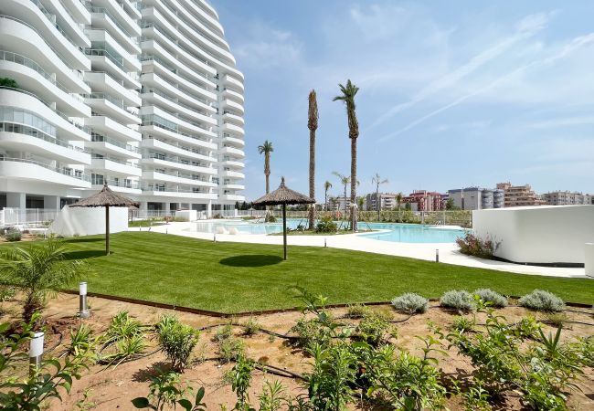Apartamento en Canet d´en berenguer -  Global Properties: Apartamento con terraza y vistas a la piscina en Gran Canet Apartamento en Canet d´en berenguer -  Global Properties: Apartamento con terraza y vistas a la piscina en Gran Canet