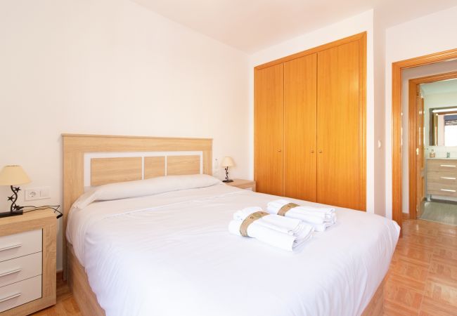 Apartamento en Canet d´en berenguer - Global Properties: Apartamento para 5 personas con terraza y barbacoa Apartamento en Canet d´en berenguer - Global Properties: Apartamento para 5 personas con terraza y barbacoa