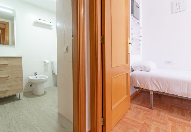 Apartamento en Canet d´en berenguer - Global Properties: Apartamento para 5 personas con terraza y barbacoa Apartamento en Canet d´en berenguer - Global Properties: Apartamento para 5 personas con terraza y barbacoa