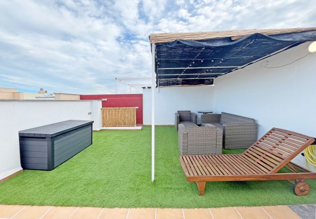 Apartamento en Canet d´en berenguer - Global Properties: Apartamento para 5 personas con terraza y barbacoa Apartamento en Canet d´en berenguer - Global Properties: Apartamento para 5 personas con terraza y barbacoa