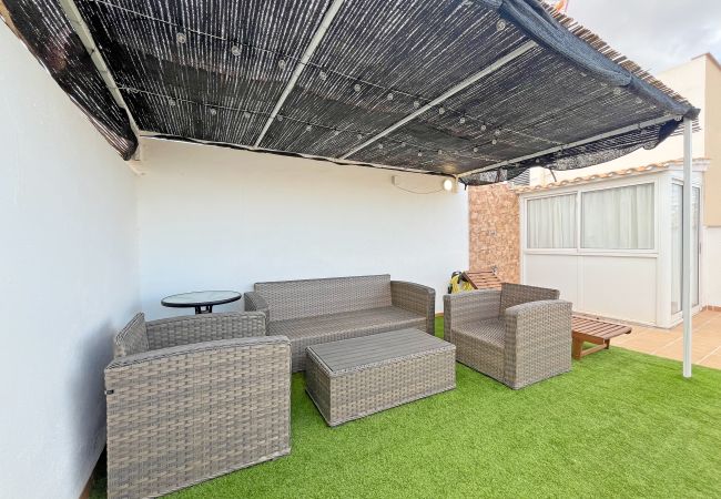 Apartamento en Canet d´en berenguer - Global Properties: Apartamento para 5 personas con terraza y barbacoa Apartamento en Canet d´en berenguer - Global Properties: Apartamento para 5 personas con terraza y barbacoa
