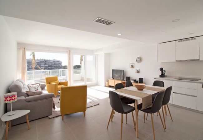 Apartamento en Canet d´en berenguer - Global Properties: Apartamento para 5 personas  con terraza y vistas a la piscina Apartamento en Canet d´en berenguer - Global Properties: Apartamento para 5 personas  con terraza y vistas a la piscina