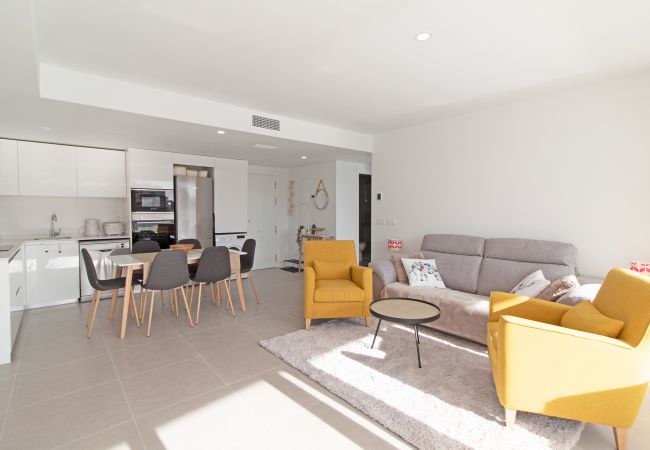 Apartamento en Canet d´en berenguer - Global Properties: Apartamento para 5 personas  con terraza y vistas a la piscina Apartamento en Canet d´en berenguer - Global Properties: Apartamento para 5 personas  con terraza y vistas a la piscina