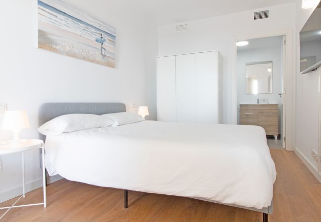 Apartamento en Canet d´en berenguer - Global Properties: Apartamento de 2 habitaciones con terraza y vistas al mar Apartamento en Canet d´en berenguer - Global Properties: Apartamento de 2 habitaciones con terraza y vistas al mar