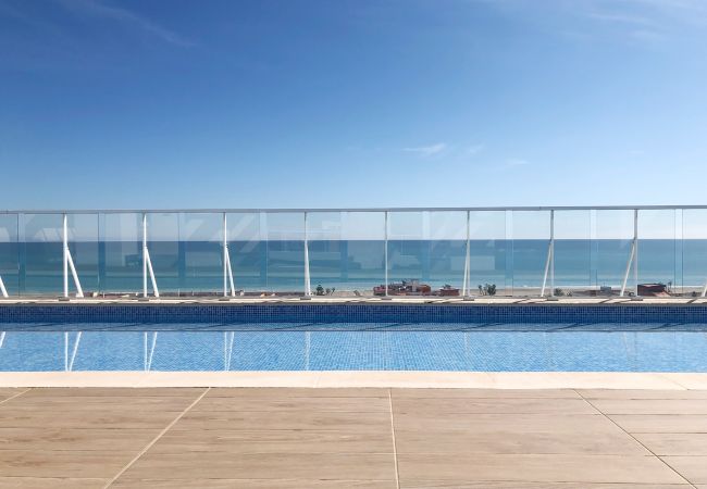 Apartamento en Canet d´en berenguer - Global Properties: Apartamento con terraza y vistas al mar  Apartamento en Canet d´en berenguer - Global Properties: Apartamento con terraza y vistas al mar