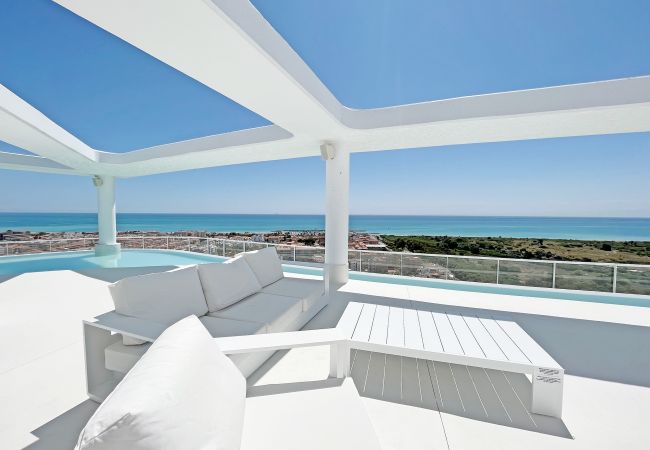 Apartamento en Canet d´en berenguer - Global Properties: Moderno apartamento con terraza en Gran Canet  Apartamento en Canet d´en berenguer - Global Properties: Moderno apartamento con terraza en Gran Canet