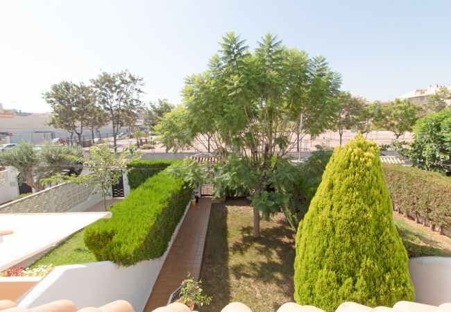 Casa adosada en Canet d´en berenguer - Global Properties: Adosado con piscina en la playa de Canet Casa adosada en Canet d´en berenguer - Global Properties: Adosado con piscina en la playa de Canet