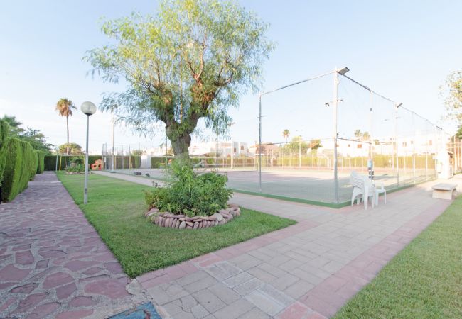 Casa adosada en Canet d´en berenguer - Global Properties: Adosado con piscina en la playa de Canet Casa adosada en Canet d´en berenguer - Global Properties: Adosado con piscina en la playa de Canet