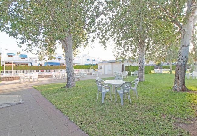 Casa adosada en Canet d´en berenguer - Global Properties: Adosado con piscina en la playa de Canet Casa adosada en Canet d´en berenguer - Global Properties: Adosado con piscina en la playa de Canet