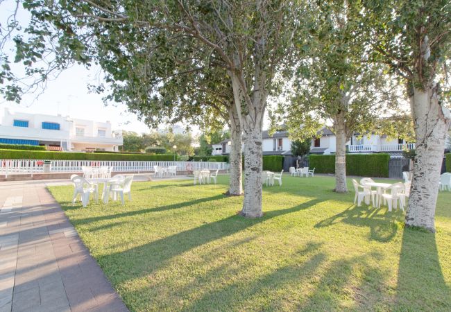 Casa adosada en Canet d´en berenguer - Global Properties: Adosado con piscina en la playa de Canet Casa adosada en Canet d´en berenguer - Global Properties: Adosado con piscina en la playa de Canet