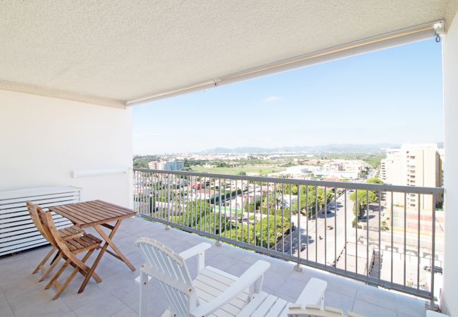 Apartamento en Canet d´en berenguer - Global Properties: Moderno apartamento con piscina en la playa de Canet