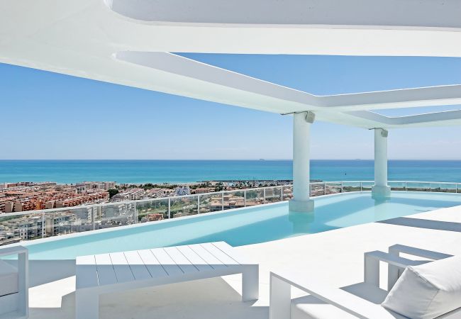 Apartamento en Canet d´en berenguer - Global Properties: Moderno apartamento de dos terrazas con vistas al mar y a la montaña. Apartamento en Canet d´en berenguer - Global Properties: Moderno apartamento de dos terrazas con vistas al mar y a la montaña.