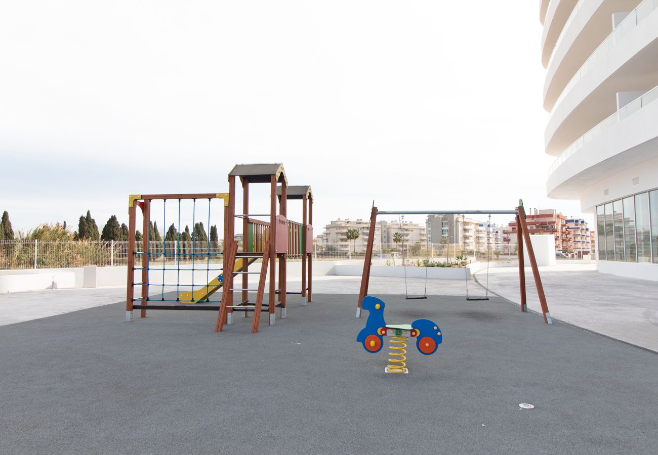 Apartamento en Canet d´en berenguer - Global Properties: Moderno apartamento de dos terrazas con vistas al mar y a la montaña. Apartamento en Canet d´en berenguer - Global Properties: Moderno apartamento de dos terrazas con vistas al mar y a la montaña.